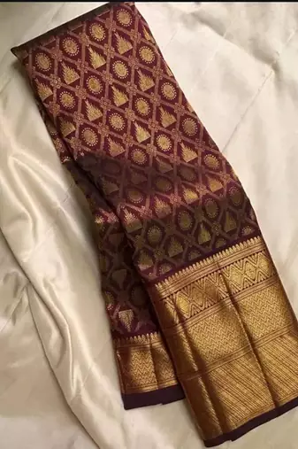 Maroon silk blend jacuard work festival saree with unstitched blouse piece
