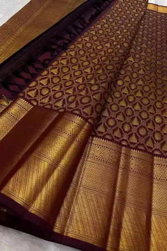 Maroon silk blend jacuard work festival saree with unstitched blouse piece