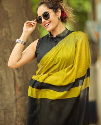 Parrot black linen jacuard work festival saree with unstitched blouse piece 4