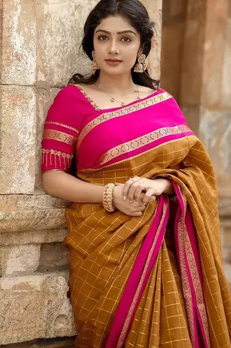 Mustard pink linen jacuard work festival saree with unstitched blouse piece