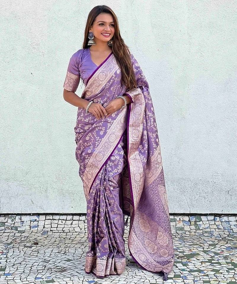 Lavender silk blend jacuard work festival saree with unstitched blouse piece