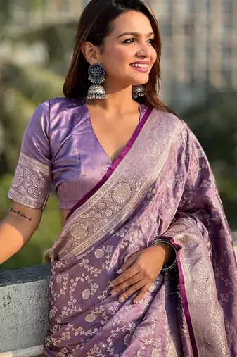 Lavender silk blend jacuard work festival saree with unstitched blouse piece