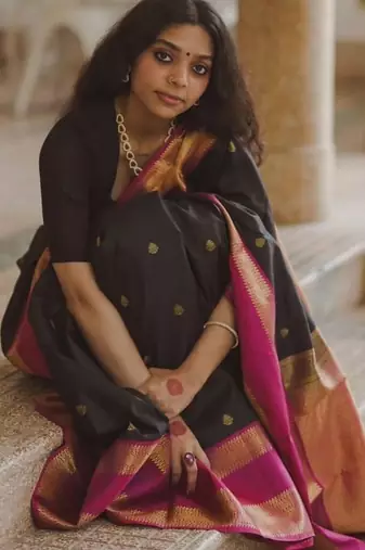 Black silk blend jacuard work festival saree with unstitched blouse piece