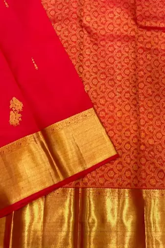 Red silk blend jacuard work festival saree with unstitched blouse piece
