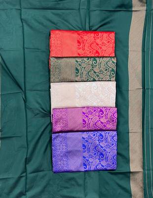Off white silk blend jacuard work festival saree with unstitched blouse piece 5