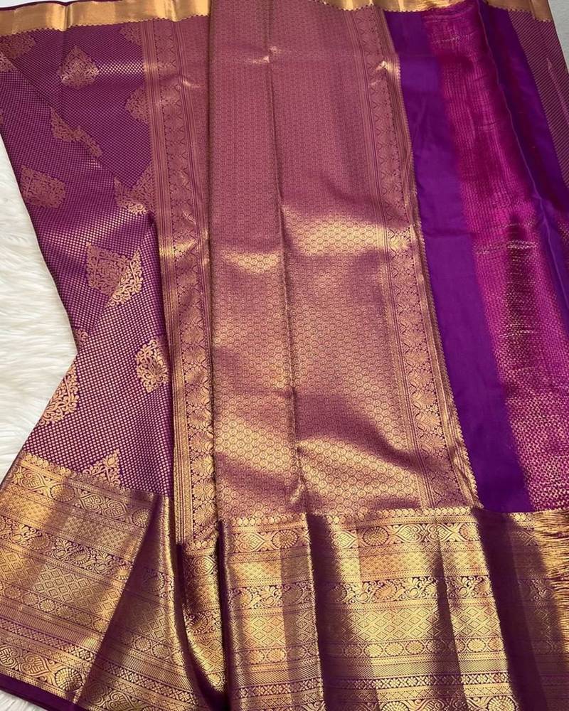 Wine silk blend jacuard work festival saree with unstitched blouse piece