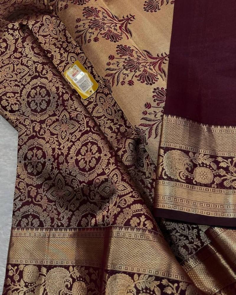 Maroon silk blend jacuard work festival saree with unstitched blouse piece