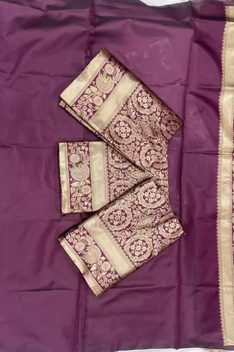 Maroon silk blend jacuard work festival saree with unstitched blouse piece