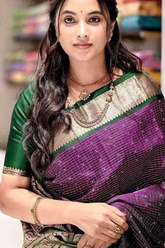 Purple green silk blend jacuard work festival saree with unstitched blouse piece