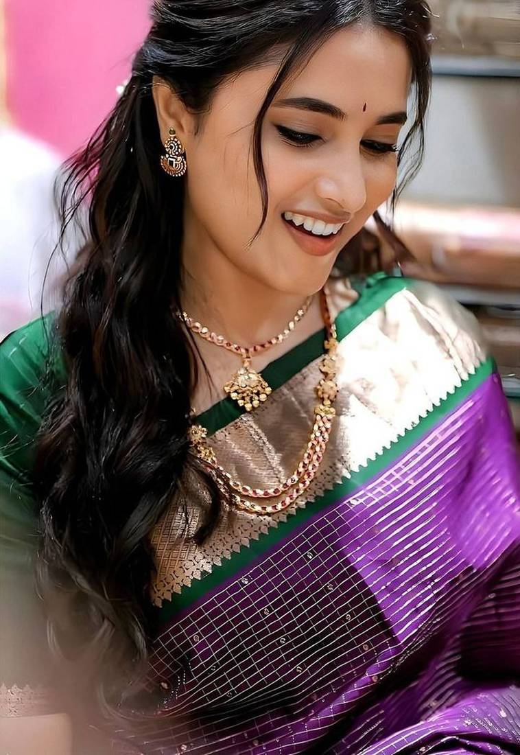 Purple green silk blend jacuard work festival saree with unstitched blouse piece