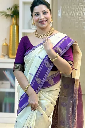 Off white purple silk blend jacuard work festival saree with unstitched blouse piece