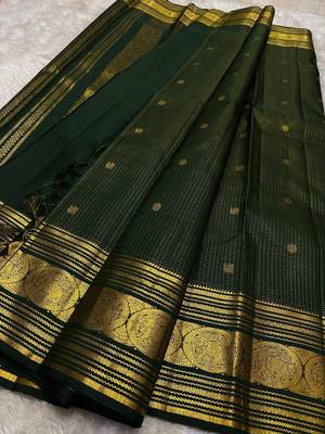 Green silk blend jacuard work festival saree with unstitched blouse piece 3