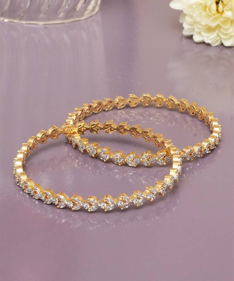 Luminous links solitaire gold plated diamond bangles