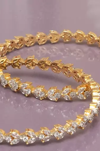 Luminous links solitaire gold plated diamond bangles