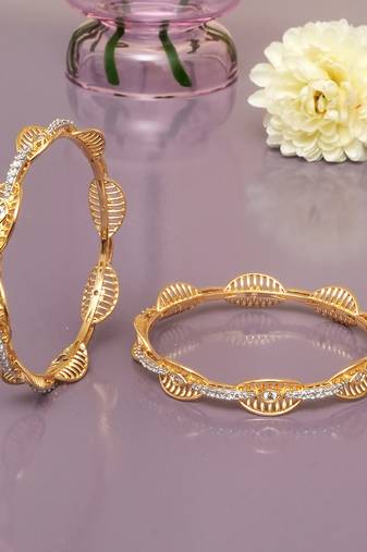 Regal filigree gold plated diamond bangles