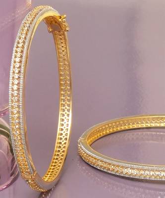 Regal row solitaire gold plated bangles 3