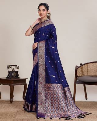 Navy blue zari work jacquard saree with blouse 3