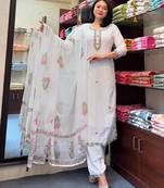 Off white color smart ethnic georgette fabric suit for elegant party looks
