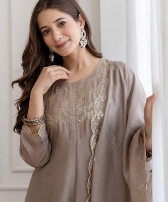 Mauve color smart ethnic vichitra fabric suit for elegant party looks 3