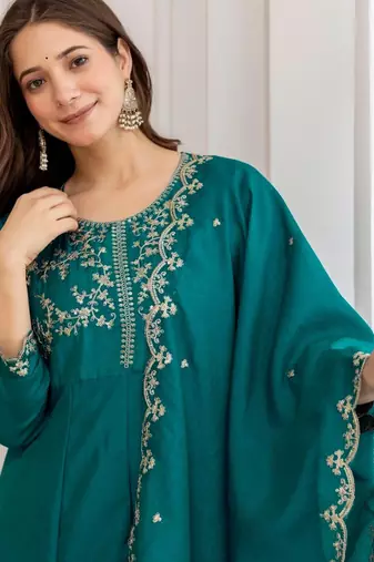 Teal color smart ethnic vichitra fabric suit for elegant party looks