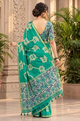 cotton blend saree with elegant printed design for festive & casual wear 2