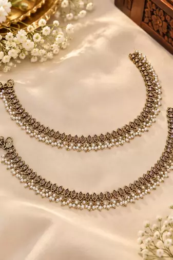 Full lct mehandi-plated agate stone anklets