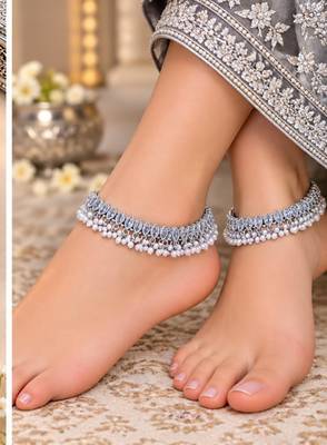 White rhodium-plated agate stone anklets 3