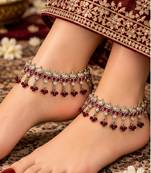 Maroon mehandi-plated agate stone anklets