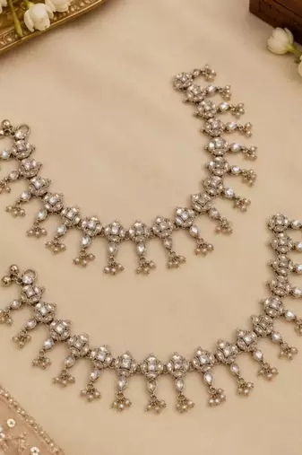 Full lct mehandi-plated agate stone anklets