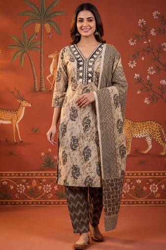 Black color smart and elegant casual formal style kurta set for girls