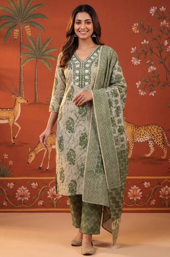 Green color smart and elegant casual formal style kurta set for girls