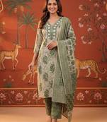 Green color smart and elegant casual formal style kurta set for girls