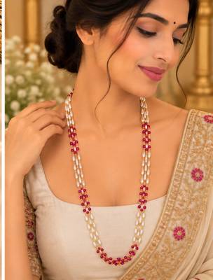 Maroon gold-plated moti mala three-line necklace 1
