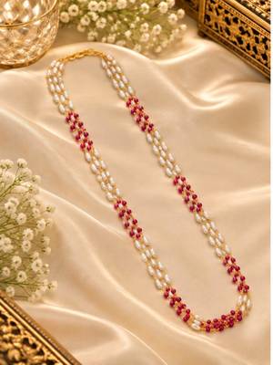 Maroon gold-plated moti mala three-line necklace 2