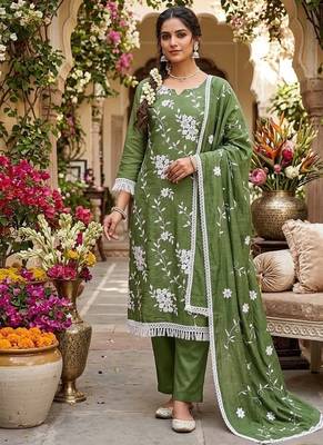 green sophisticated embroidered ceremonial suit 1