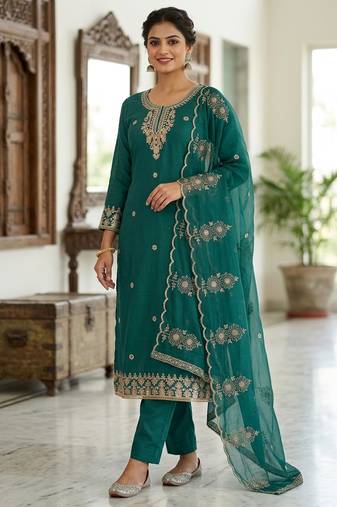 rama embroidered salwar kameez for graceful ethnic looks