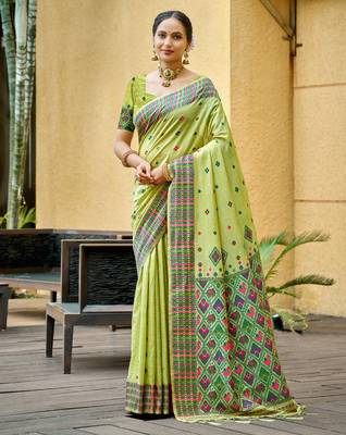 pista green beautiful traditional rich assam silk blend saree 1