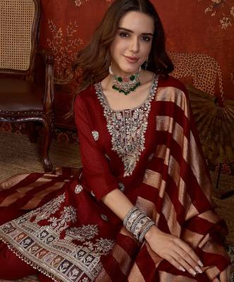 Maroon silk blend embroidered kurta set. 1