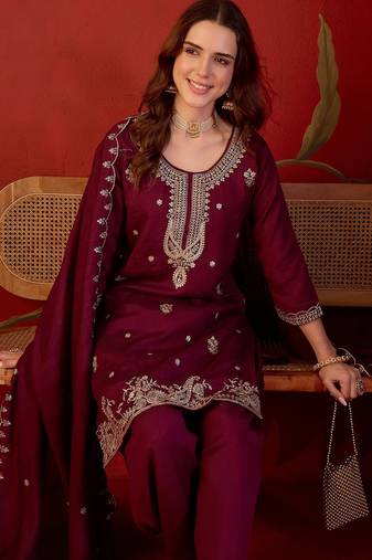 Wine silk blend embroidered Farsi kurta set with dupatta.