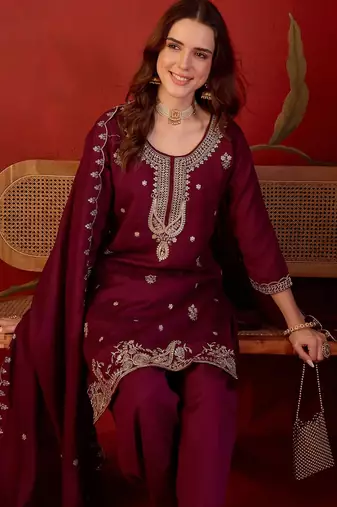 Wine silk blend embroidered Farsi kurta set with dupatta.