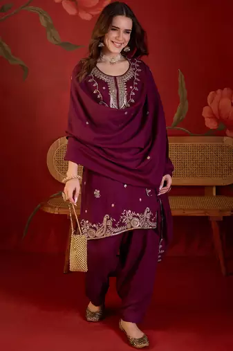 Wine silk blend embroidered Farsi kurta set with dupatta.
