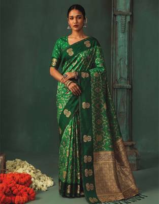 green silk blend fabric woven designer ethnic partywear saree 1