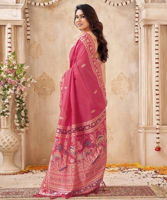cherry handloom silk blend fabric woven designer graceful saree 2