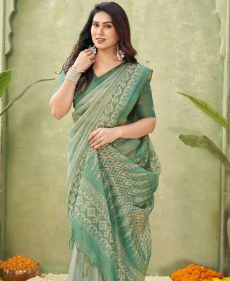 green beautiful designer ikkat printed jute linen saree 3