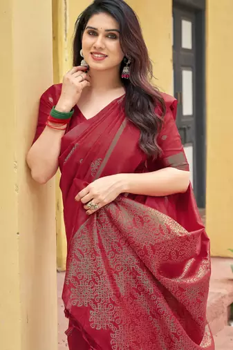 red khadi silk blend fabric woven paithani pallu designer girlie trendy saree