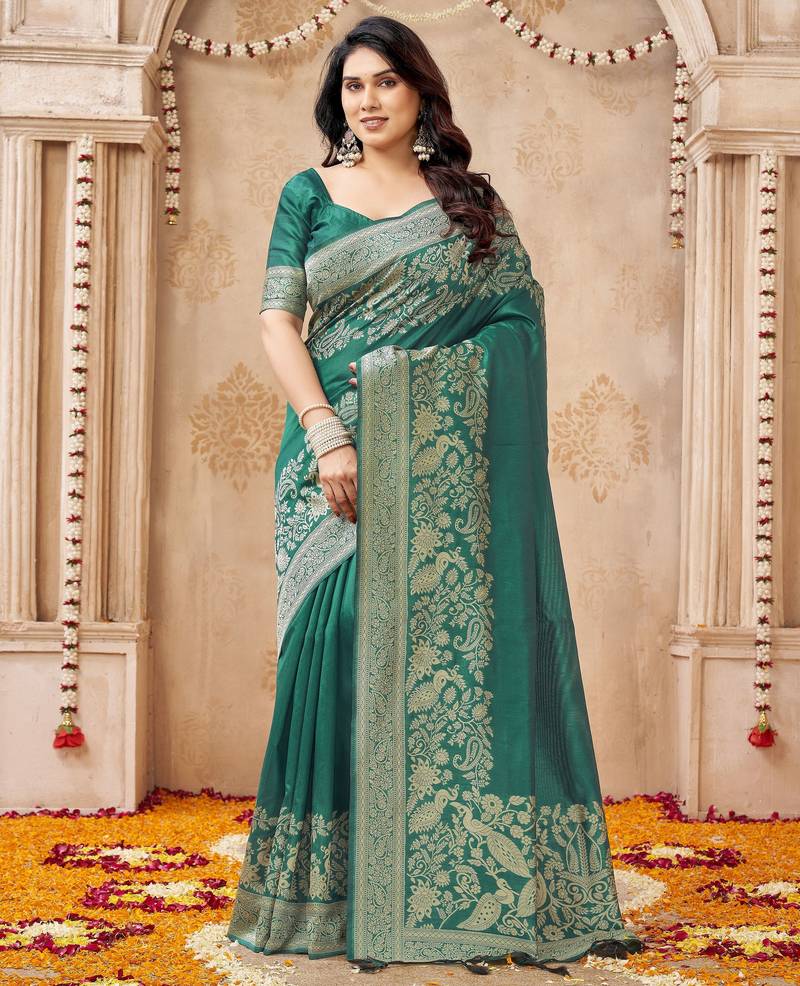 green smart graceful handloom silk blend fanric woven designer saree