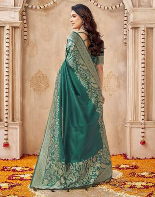 green smart graceful handloom silk blend fanric woven designer saree 2