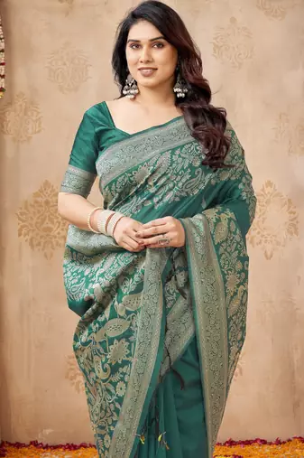 green smart graceful handloom silk blend fanric woven designer saree