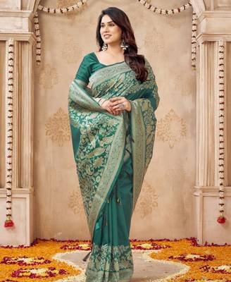 green smart graceful handloom silk blend fanric woven designer saree 4