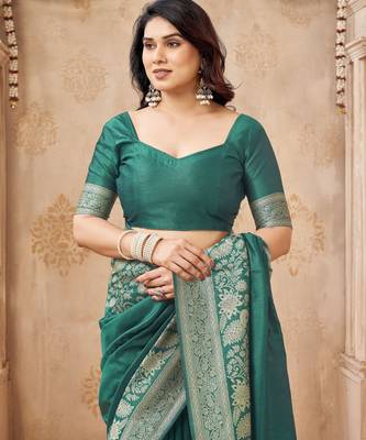 green smart graceful handloom silk blend fanric woven designer saree 5